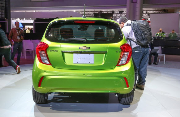 Chevrolet Spark 2017 giá bao nhiêu? Hình ảnh thiết kế & vận hành 8